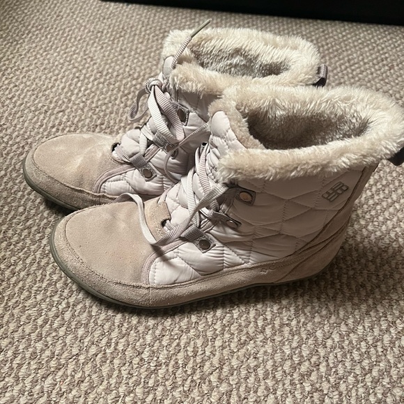 Columbia tan suede winter boots - Picture 3 of 4